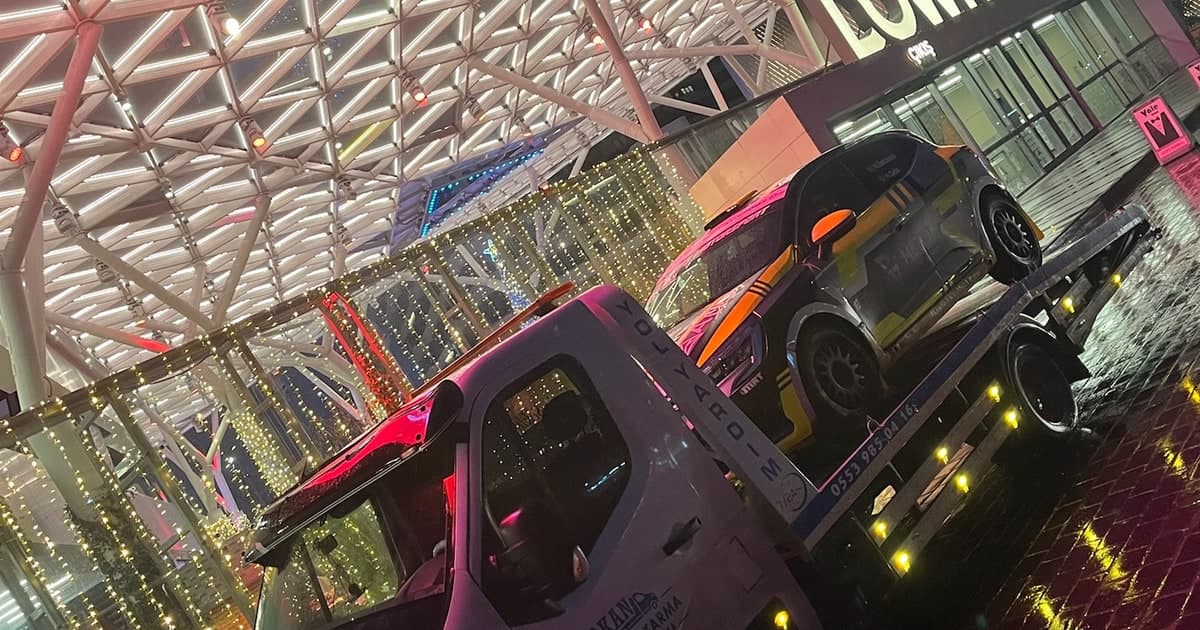 Bursa'da gece oto çekici hizmeti — Downtown çevresinde yol yardım